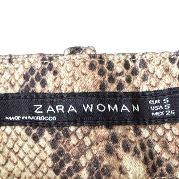 Zara Women’s 3” Shorts Reptile Print Side Zip Size Small - Picture 4 of 8